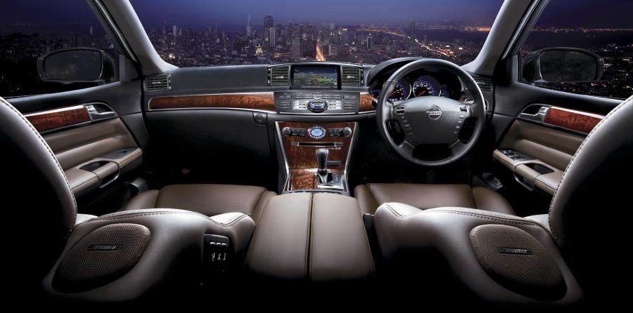  Nissan Fuga 2011 года  (фото 12 из 21)